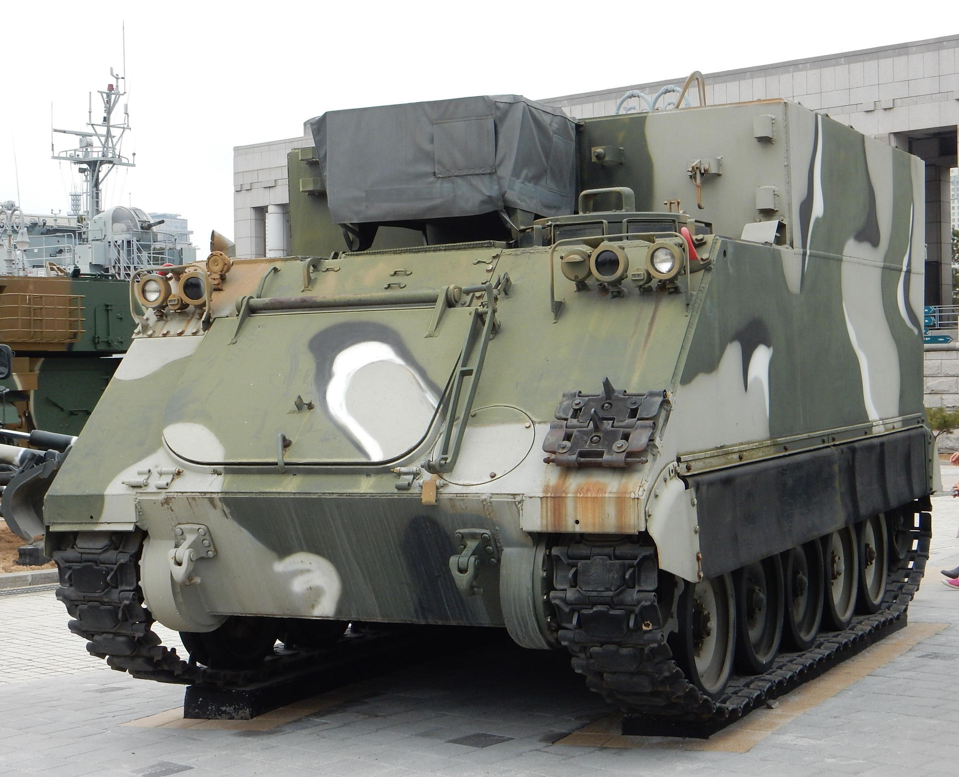 ROK Army M577 at War Memorial (Edit) DSCN0601 by rlkitterman on DeviantArt