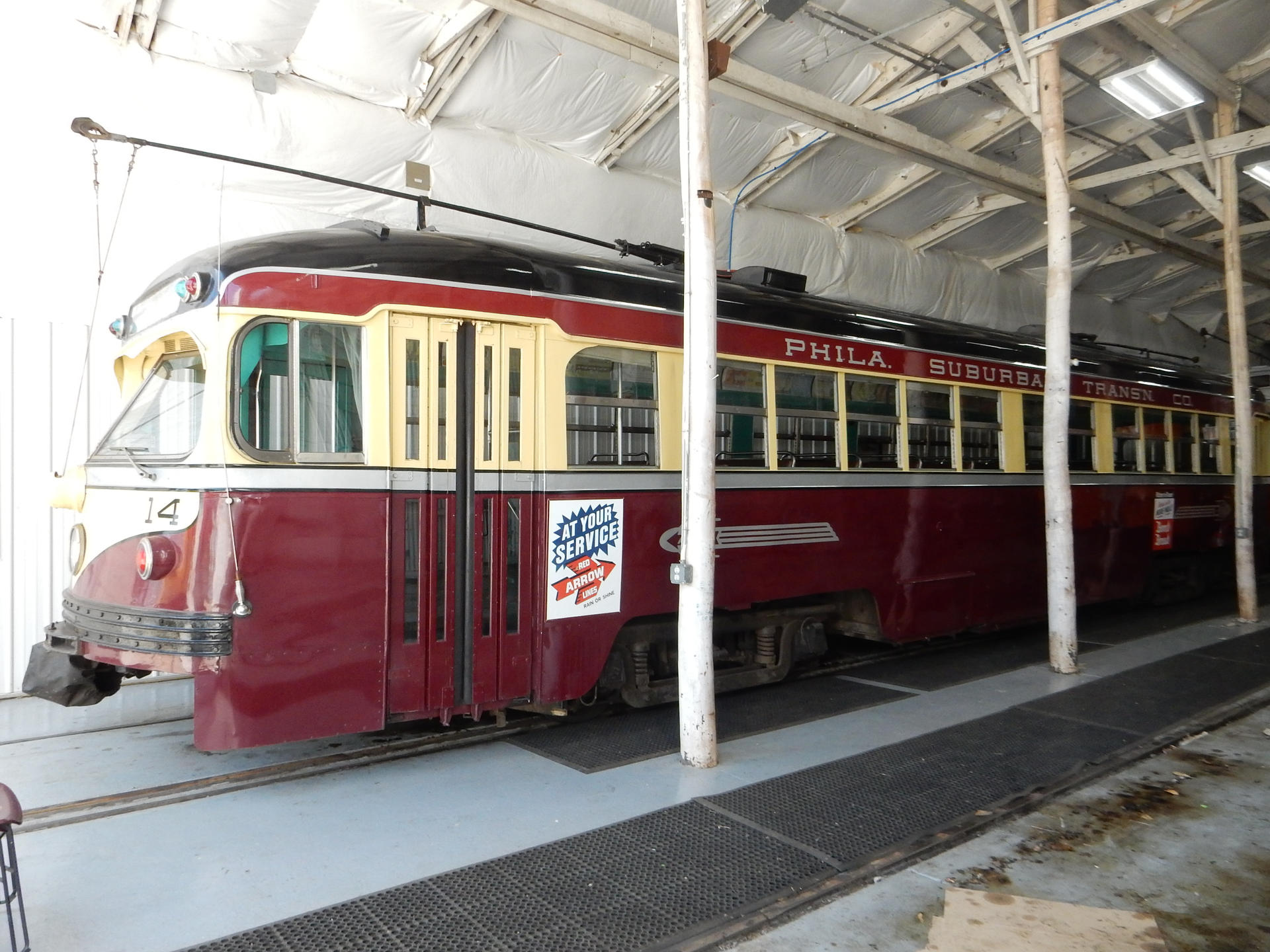 Red Arrow Lines 14 DSCN7647 by rlkitterman on DeviantArt