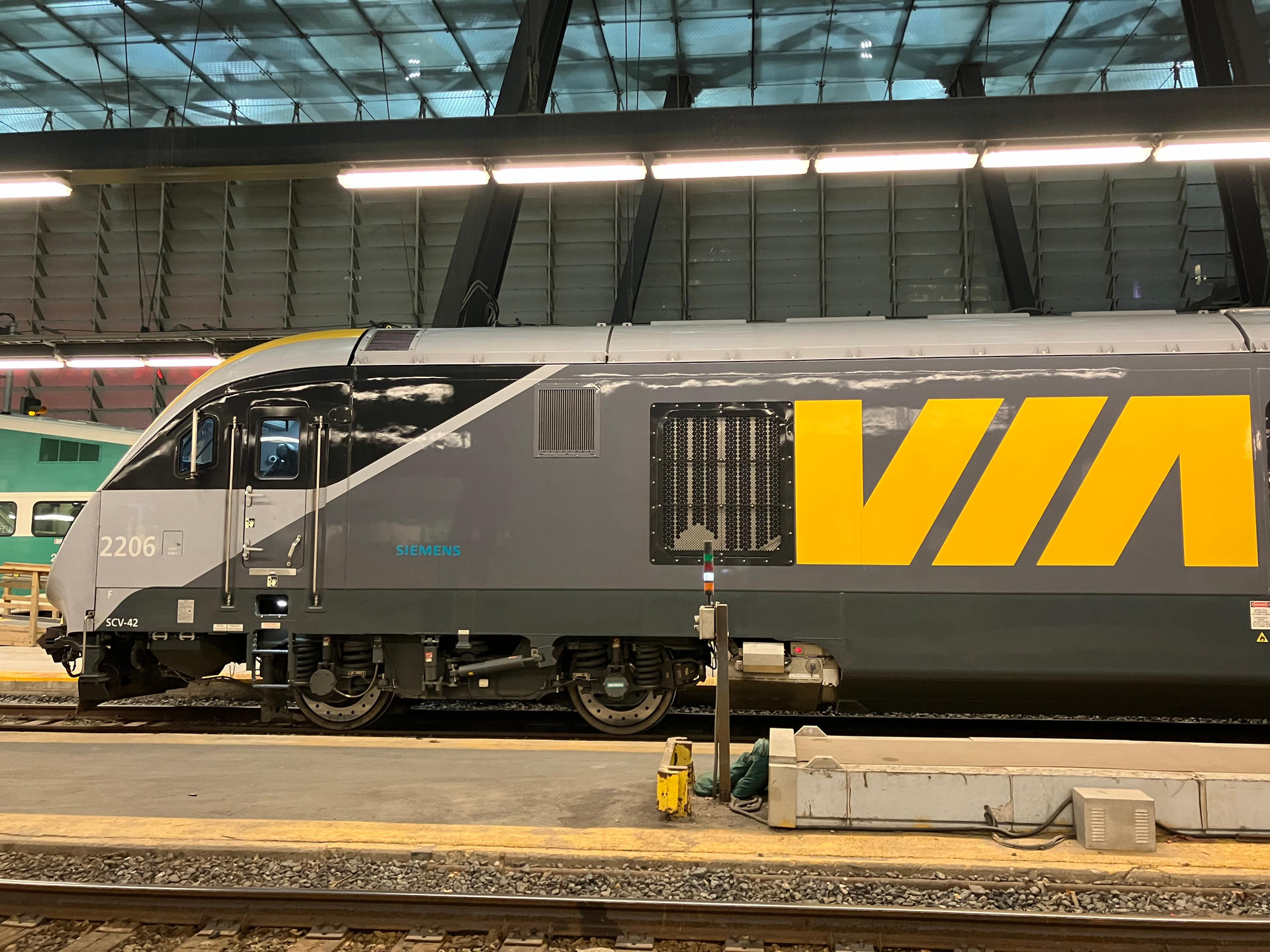 SCV-42 2206 at Toronto Union IMG 8881 by rlkitterman on DeviantArt