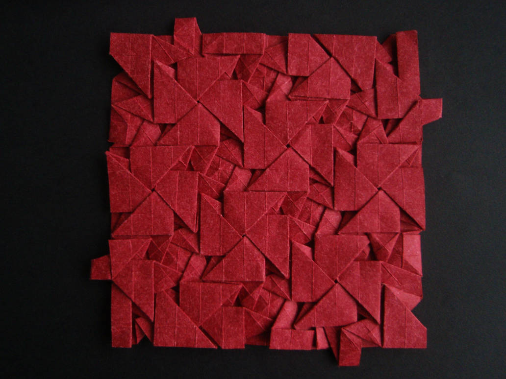 Iso Area Cross Pattee Tessellation - Daniel Kwan by Atriee