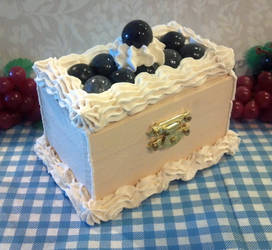 Small Blueberry Cake Box SOLD