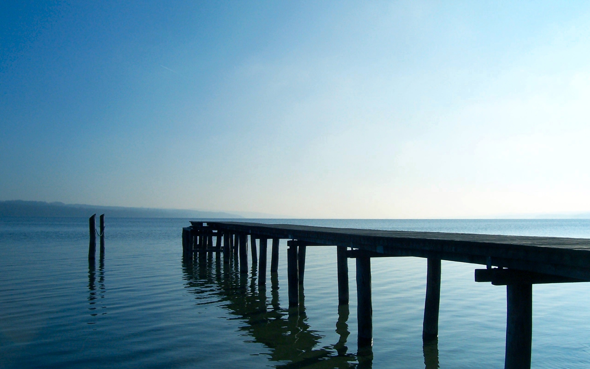 Ammersee lakeshore