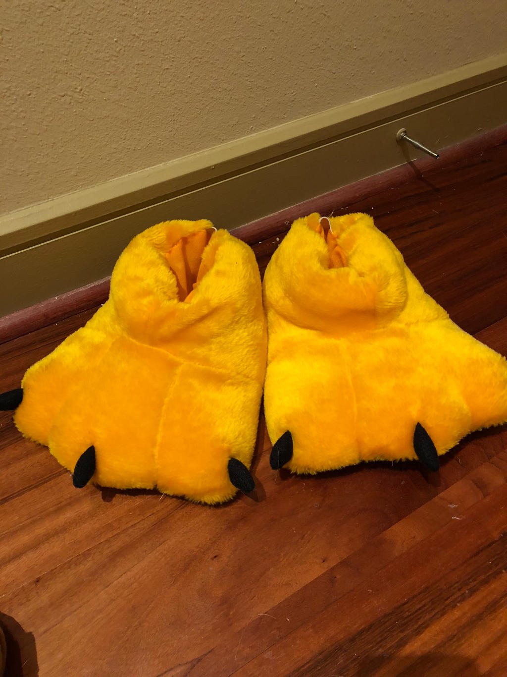 Chicken feet slippers by chingadera841 on DeviantArt