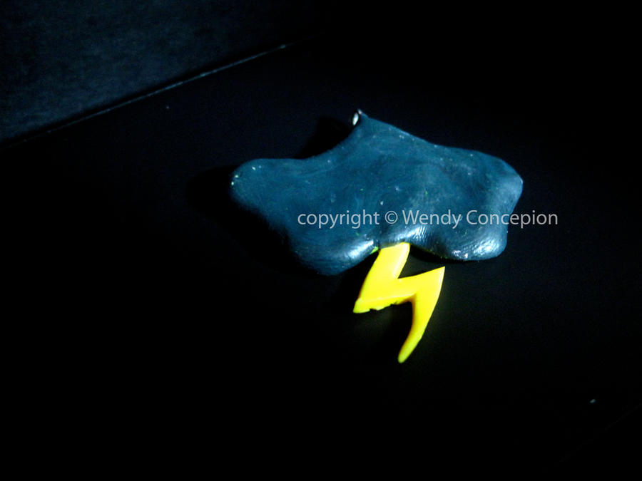 Lighting Blot Charm