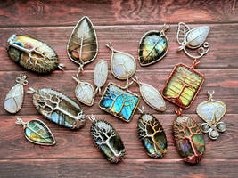 Elven pendants with labradorites and moonstones.