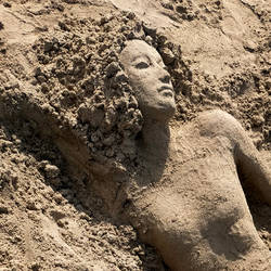 sand sculpture woman