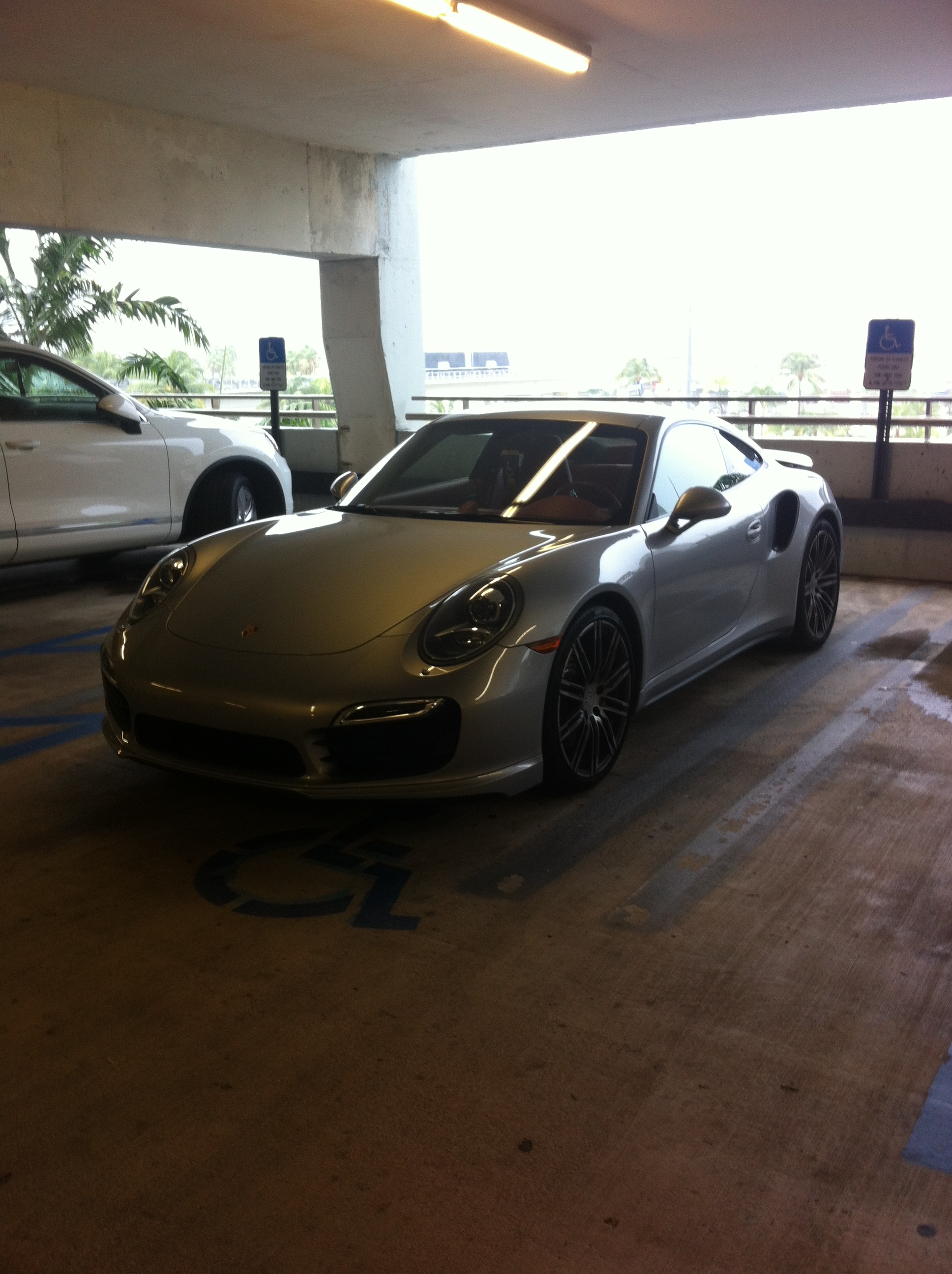 Porsche 911 Turbo (991)