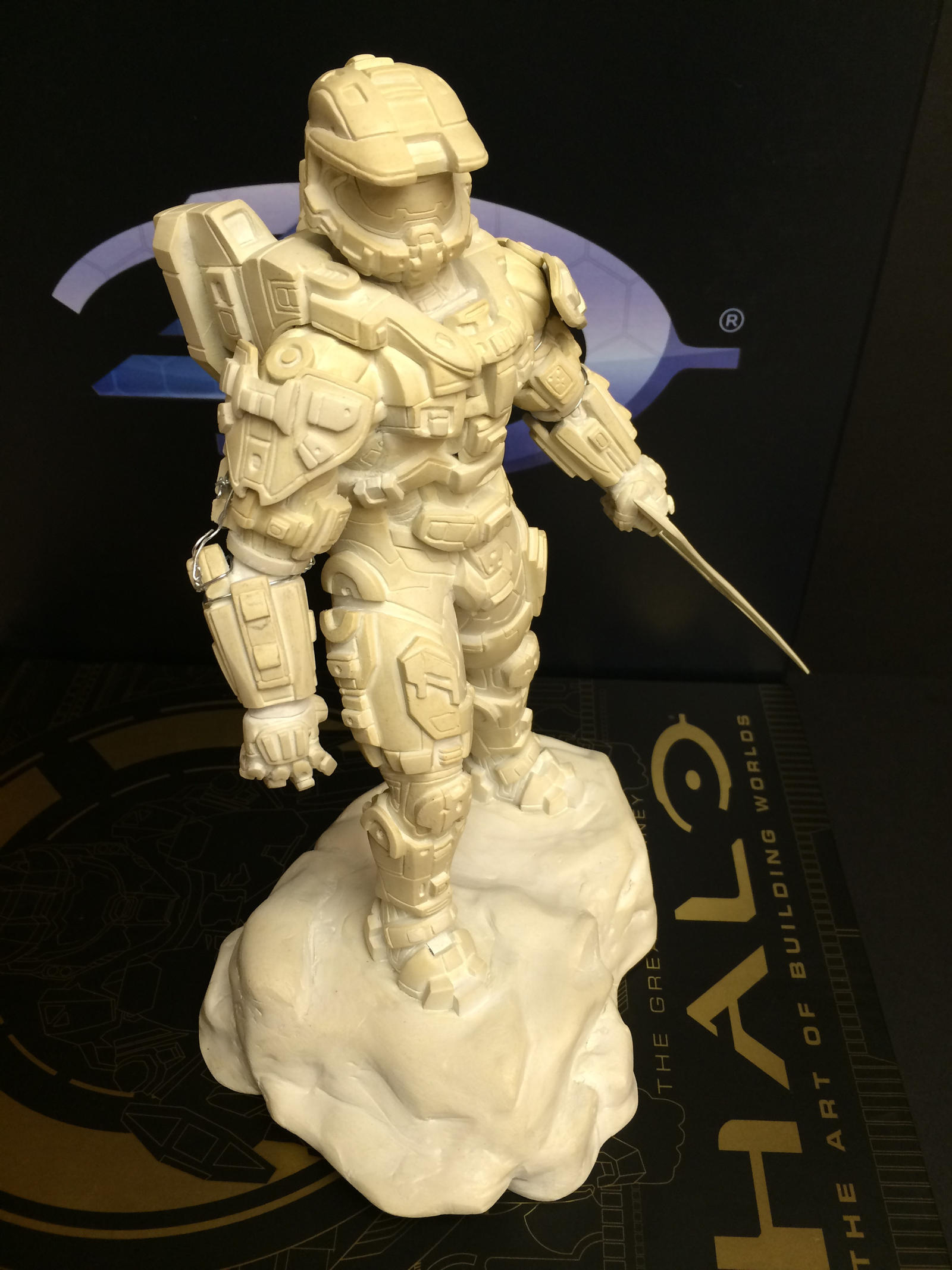 Halo 4 Master Chief Statue