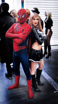 Spiderman and Evil SuperGirl