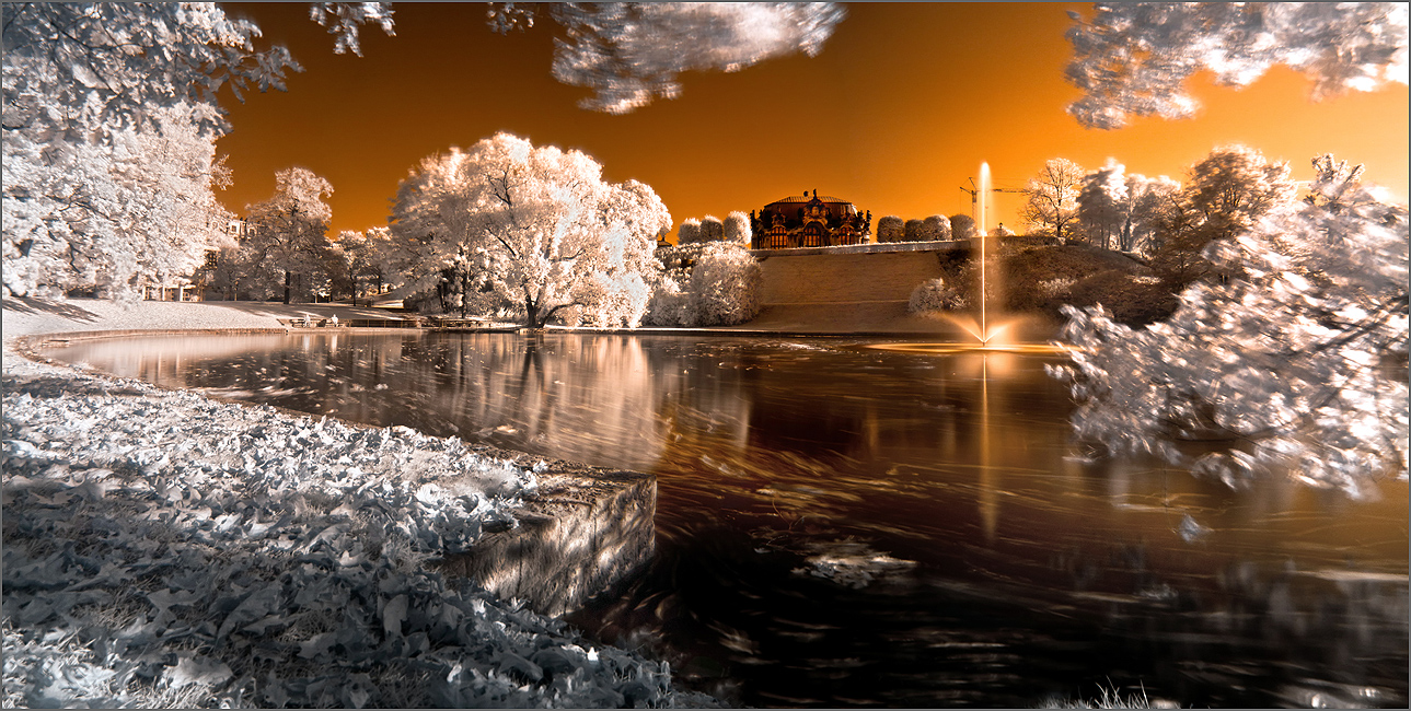 Dresden Zwinger in infrared