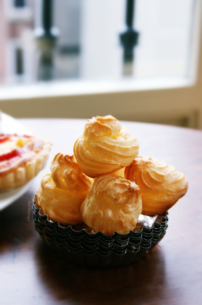 Choux a la creme or cream puff