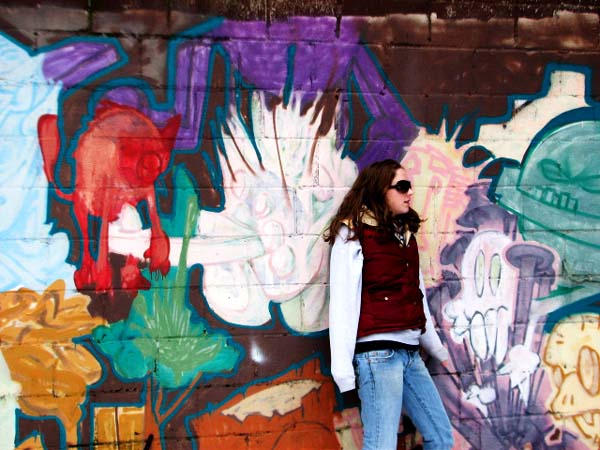 Graffiti Princess by FamiliarFace on DeviantArt