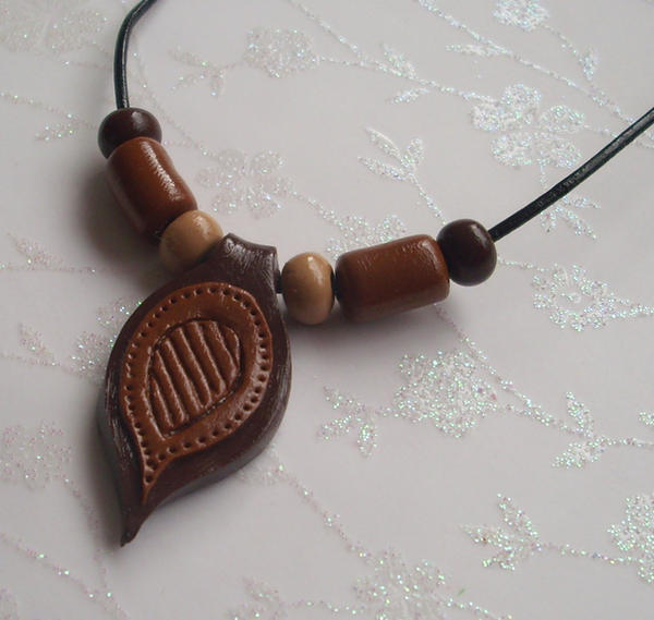 Brown necklace