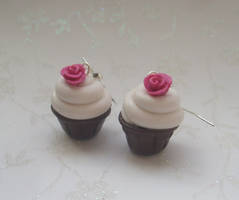 Sweet rose cupcake earrings