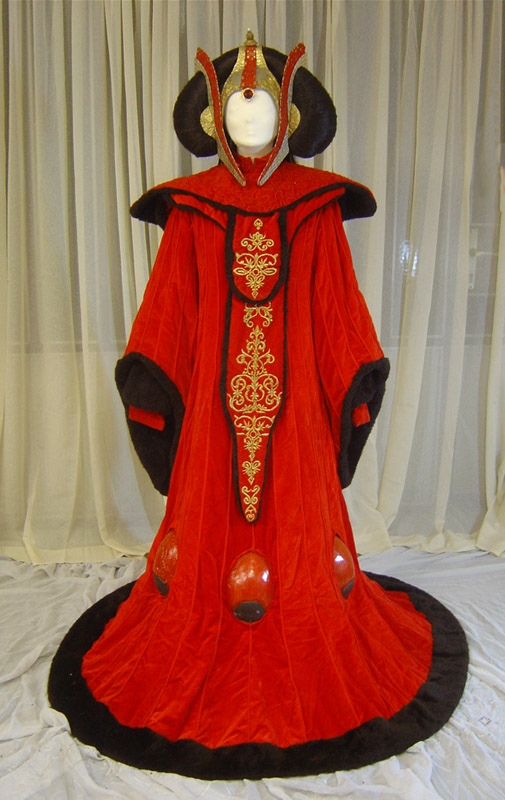 Queen Amidala's thronegown