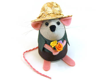 Buddy the Gardener Mouse