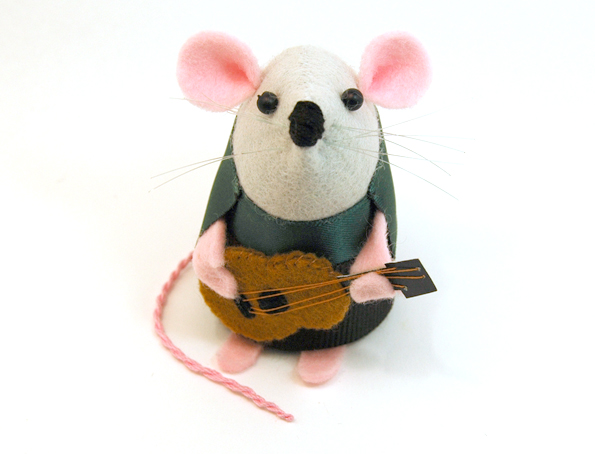 Jimmy the Guitarist Mouse