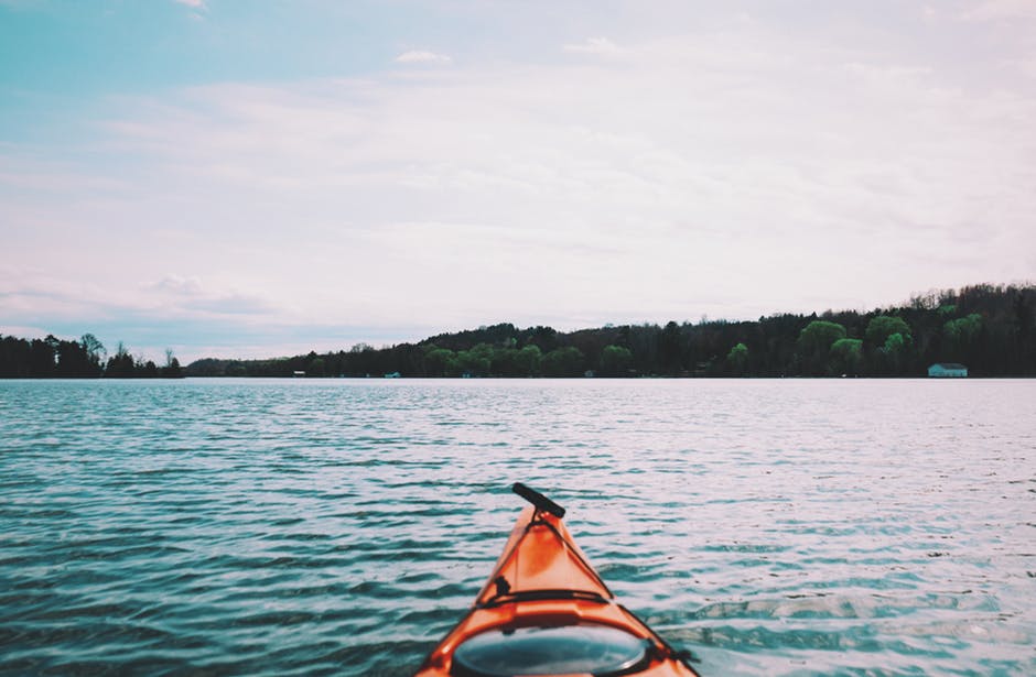 Anouk-Govil-kayaking