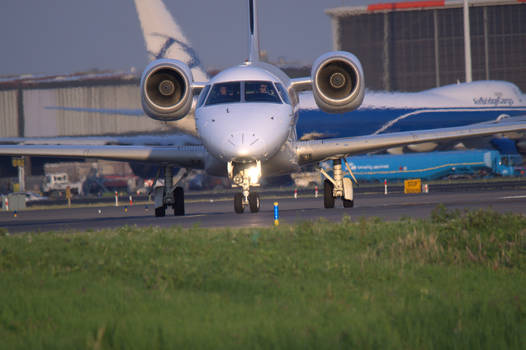 HOP Embraer 145