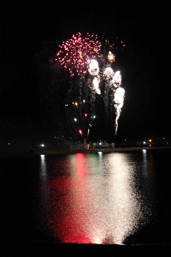 Fireworks harrison hotsprings by photographylove on DeviantArt