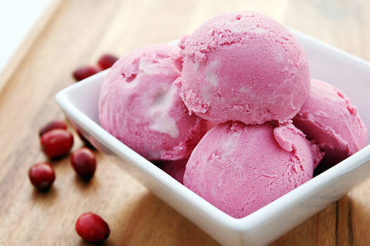 Cranberry Ice Cream 4