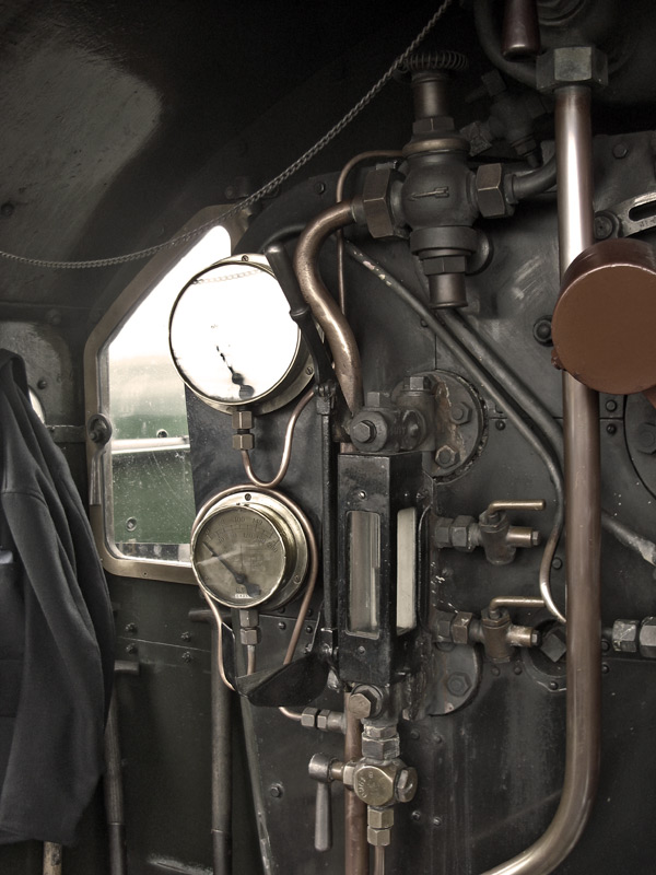 Footplate, Gauges and Gauges