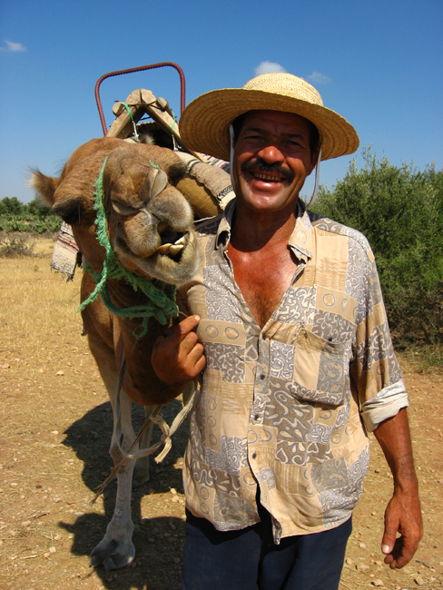 mister dude and his camel