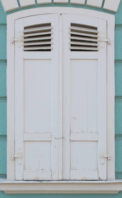 Shutter - D678