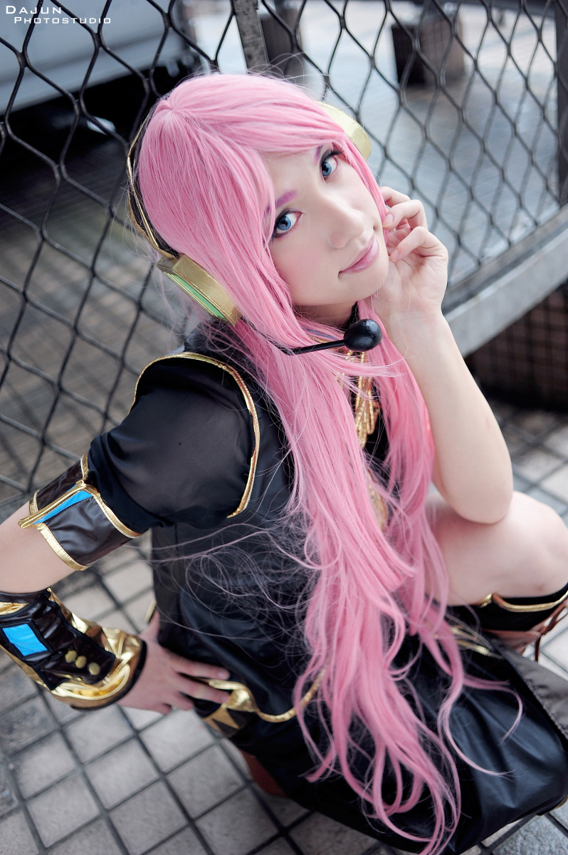 Vocaloid2 / Megurine Luka