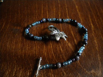 Blue glass bracelet