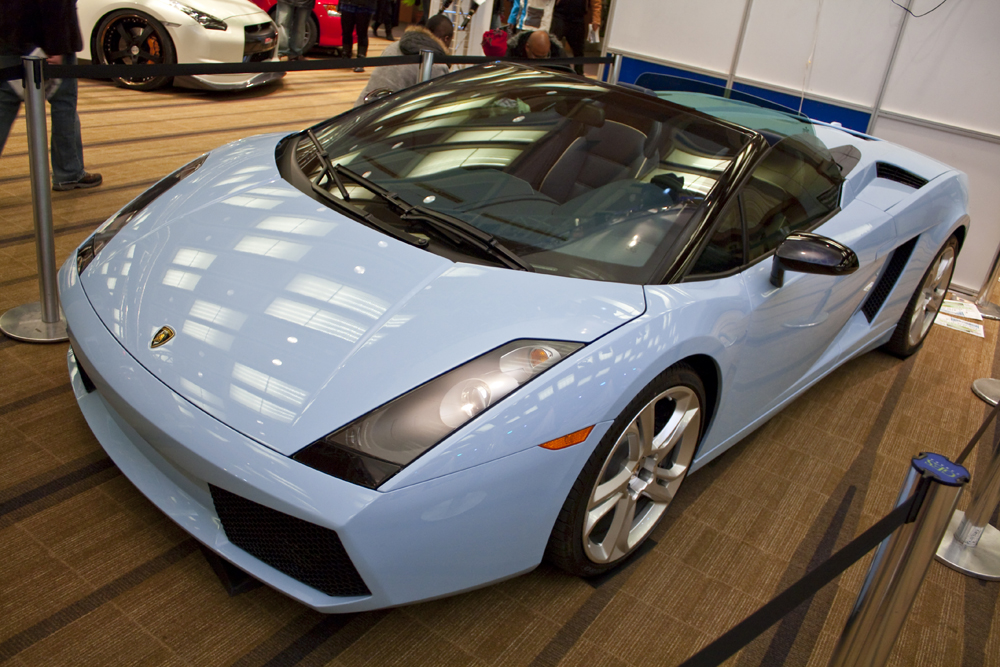 Blue Lamborghini Gallardo