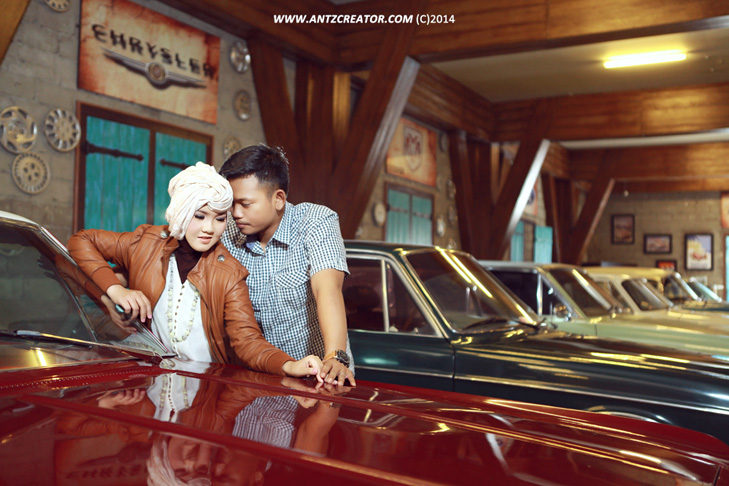 Prewedding at Museum Angkut, Malang I by antzcreator