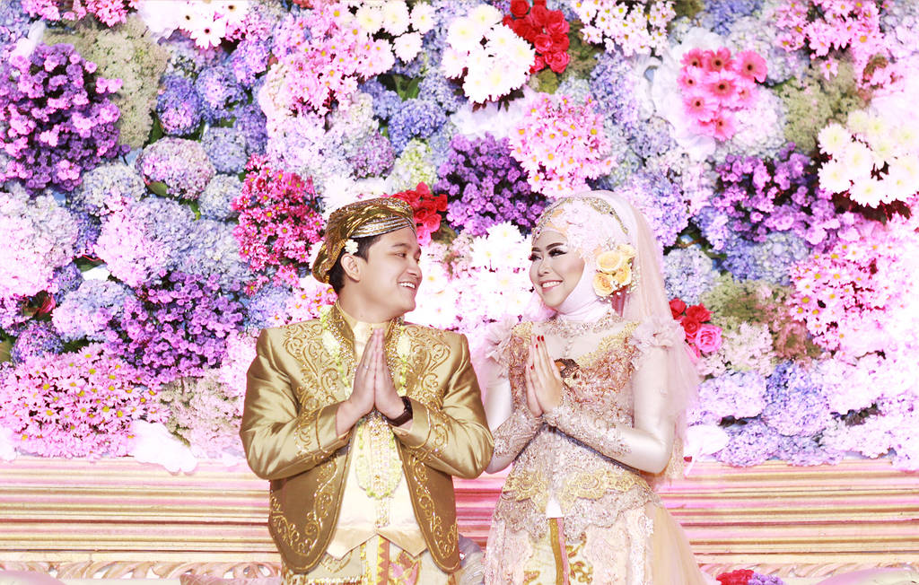 the wedding of ArdiIndrie at Swiming Pool Permata by antzcreator
