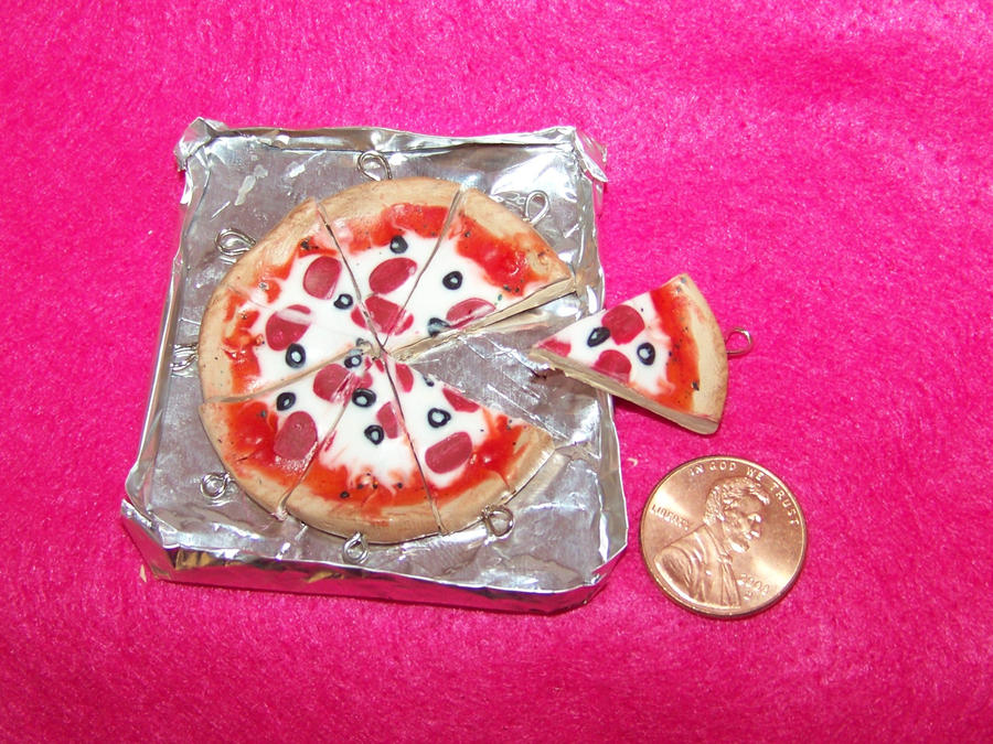 Size comparison pizza by kawaiibuddies on DeviantArt