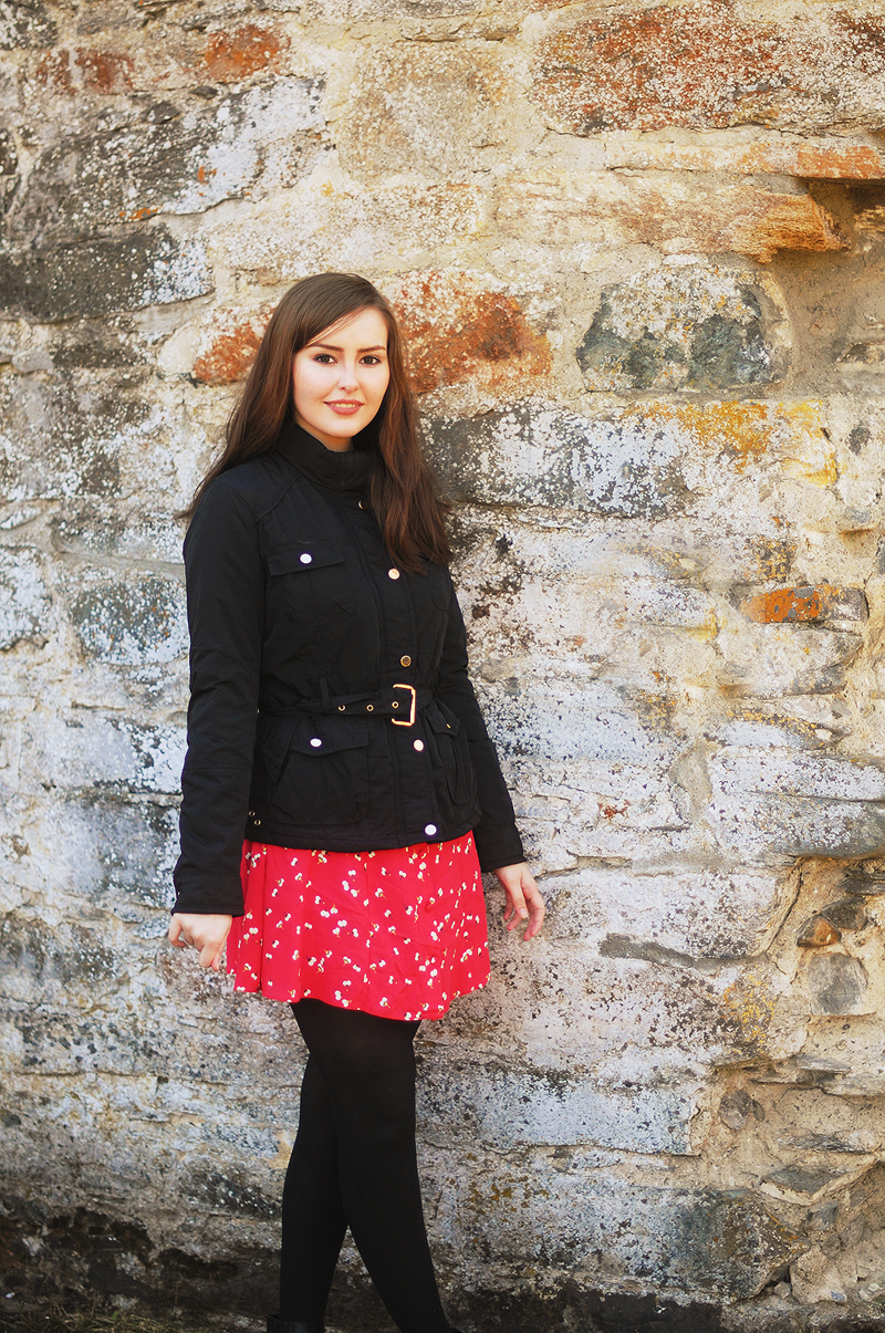 clara oswald red dress Bliaut