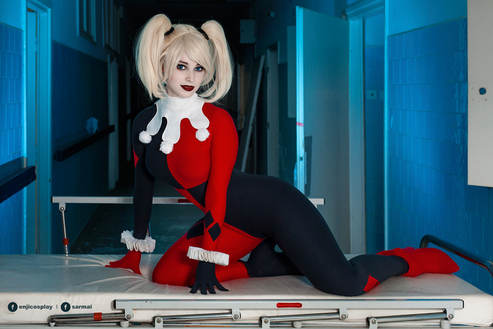 Harley Quinn cosplay III. by EnjiNight