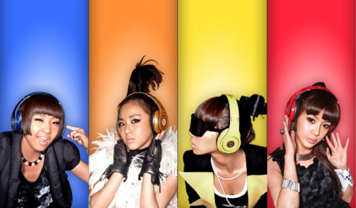 2NE1 w beats by dr dre