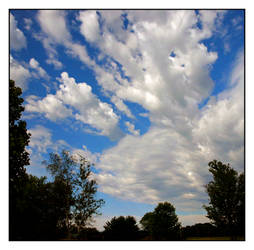 Clouds. L1060527 by harrietsfriend