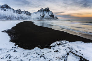 Vestrahorn Beach by cwaddell