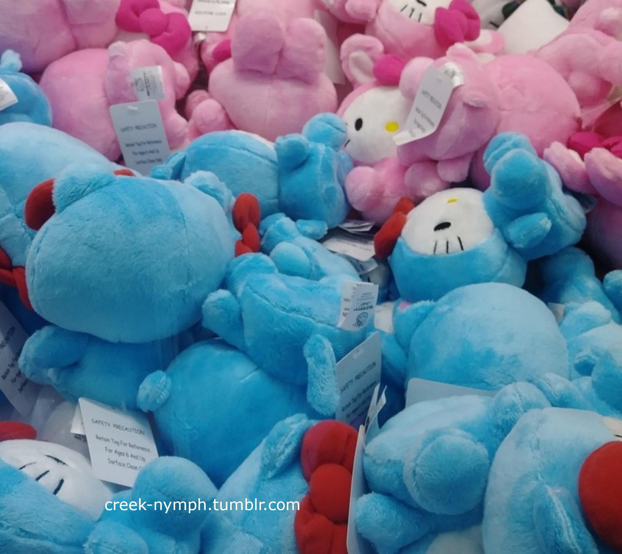 Hello Kitty Claw Machine by creeknymph on DeviantArt Hello kitty claw machine