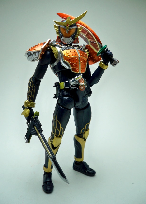 SH Figuarts Kamen Rider Gaim 02