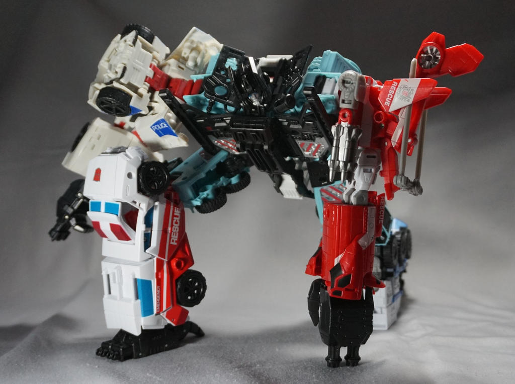 Transformers Combiner Wars - Defensor 02 by Infinitevirtue on DeviantArt