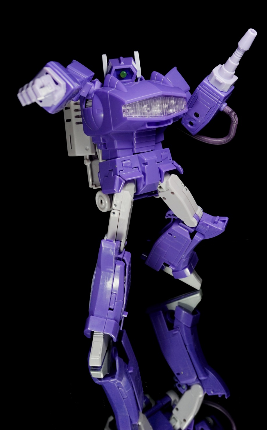Transformers Masterpiece - MP-29 Shockwave 05 by Infinitevirtue on DeviantArt