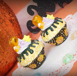 Halloween Cupcake Charms