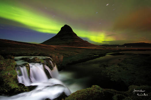 Kirkjufell with polar lights