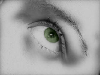 GreenEyeGlow