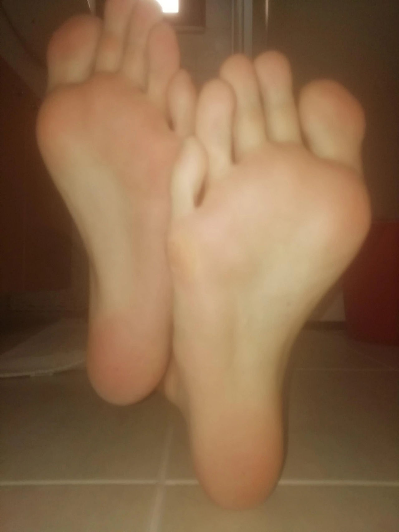 My sweaty smelly feet