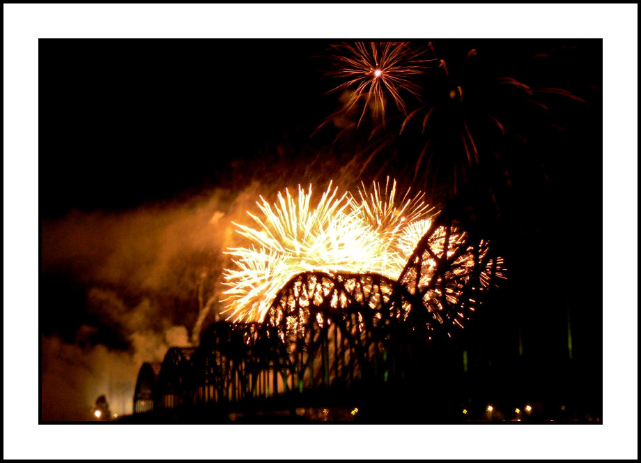 fireworks. pt2. the bridge.