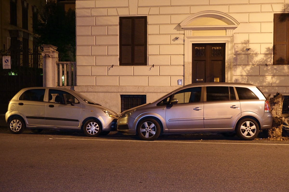 Tight Spot - Roman Parking