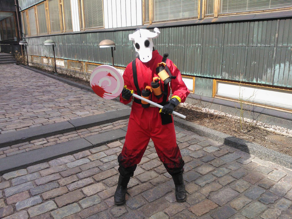 Pyro cosplay by Zappedy on DeviantArt
